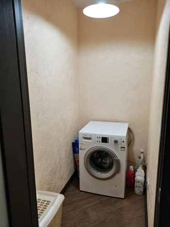 Купить четырехкомнатную квартиру в районе Октябрьский в Новосибирске. Вариант № 6334, 14, площадь -  квм, цена 17500000 рублей