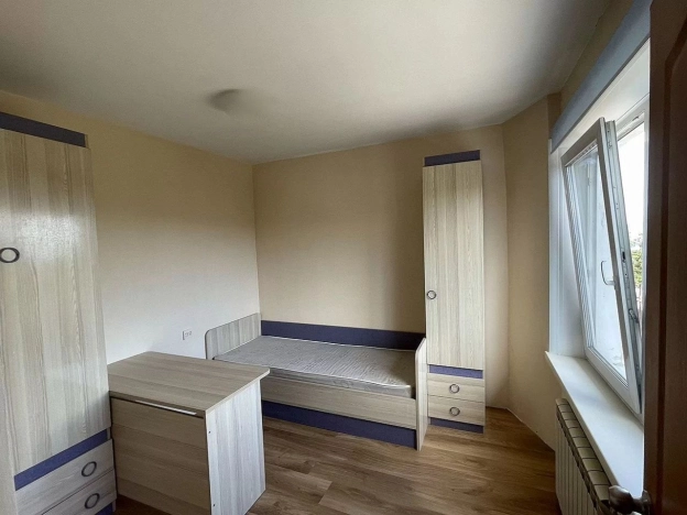 Купить трехкомнатную квартиру в районе Октябрьский в Улан-Удэ. Вариант № 9798090, 2, площадь - квм, цена 7500000 рублей