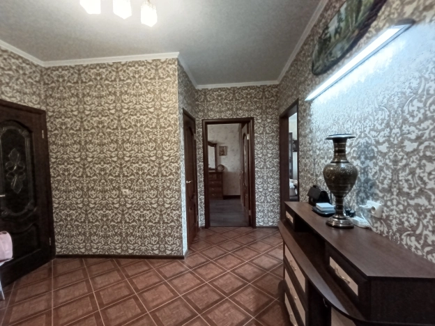 Купить трехкомнатную квартиру на улице Железнякова в Белгороде. Вариант № 752659, 3, площадь - квм, цена 7900000 рублей