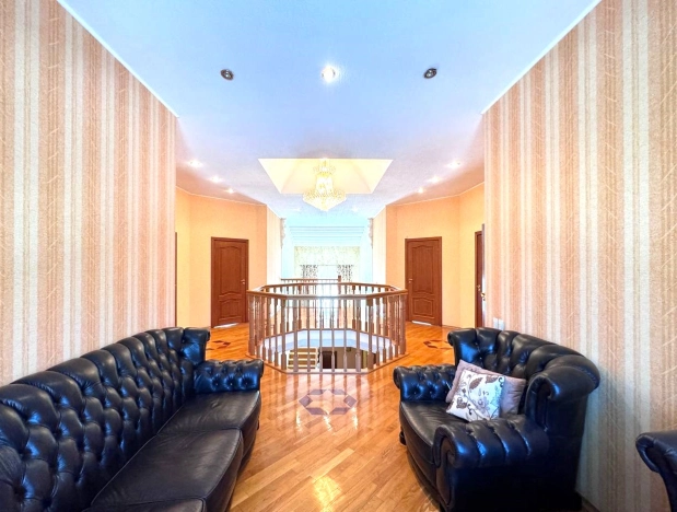 Купить дом на улице Дачная в Калуге. Вариант № 27293, 30, площадь -  квм, цена 56999000 рублей