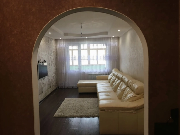 Купить трехкомнатную квартиру в Новосибирской области. Вариант № 10411080, 1, площадь -  квм, цена 7000000 рублей