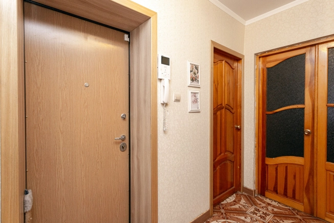 Купить трехкомнатную квартиру в Калининградской области. Вариант № 10222246, 24, площадь -  квм, цена 9300000 рублей