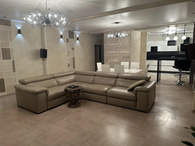 Купить трехкомнатную квартиру в Микрорайоне Арбеково, Октябрьский район в Пензе. Вариант № 1740763, 0, площадь -  квм, цена 10500000 рублей