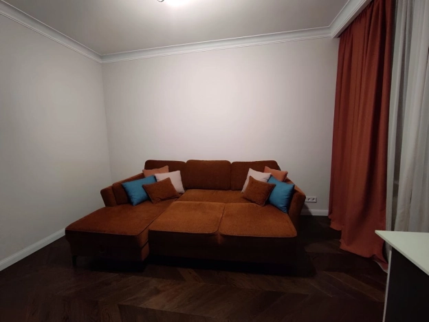 Купить квартиру в Москве. Вариант № 9832470, 2, площадь -  квм, цена 33000000 рублей