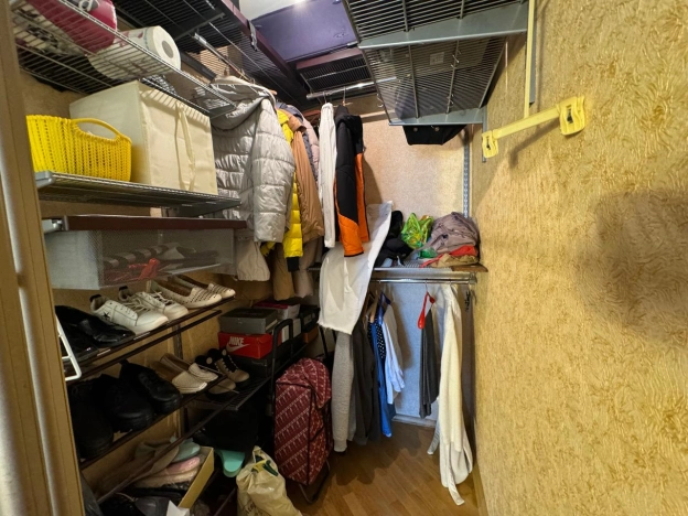 Купить квартиру в Брянской области. Вариант № 3330864, 15, площадь -  квм, цена 9000000 рублей