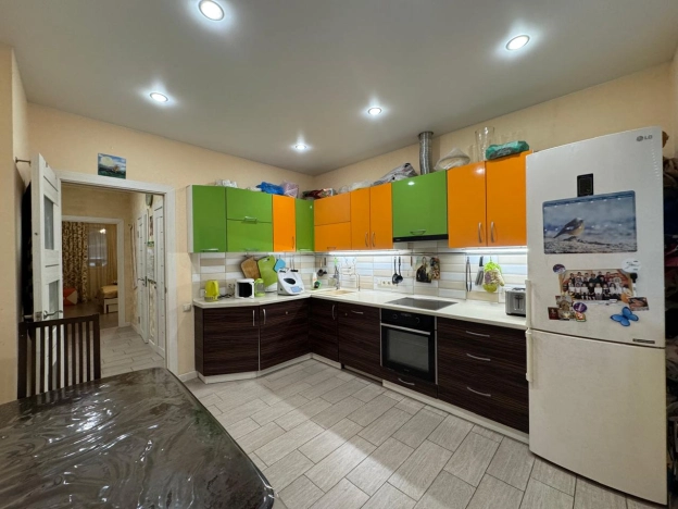 Купить квартиру на вторичке на улице Тарасовская в Королёве. Вариант № 10229266, 1, площадь -  квм, цена 12800000 рублей