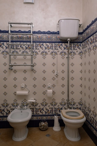 Купить дом в Белгороде. Вариант № 1382, 13, площадь -  квм, цена 75000000 рублей