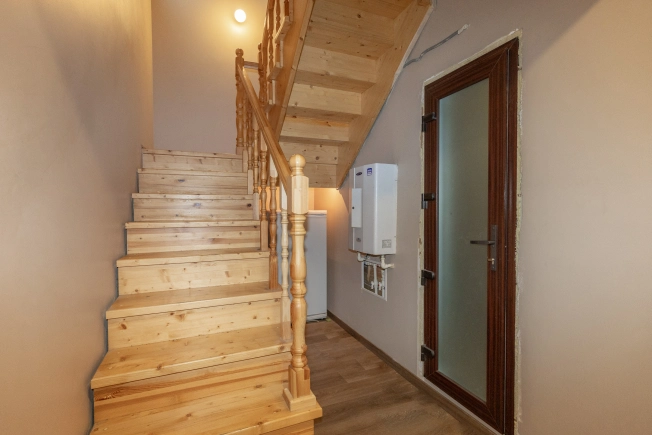 Купить трехкомнатную квартиру в Амурской области. Вариант № 35300, 5, площадь -  квм, цена 10000000 рублей