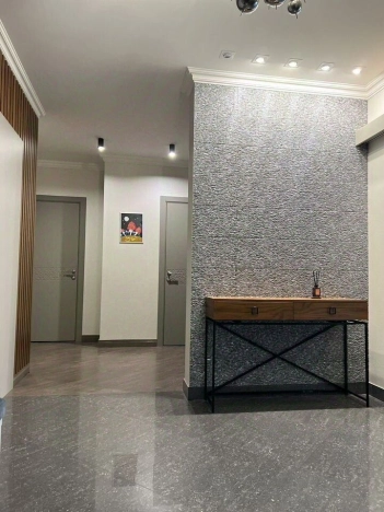 Купить квартиру в Москве. Вариант № 8041468, 25, площадь - квм, цена 49000000 рублей