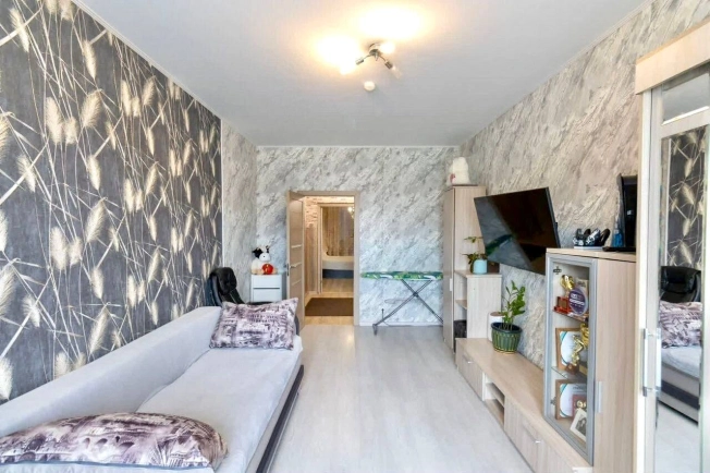 Купить трехкомнатную квартиру на улице Малоохтинский проспект в Санкт-Петербурге. Вариант № 6965550, 2, площадь -  квм, цена 14400000 рублей