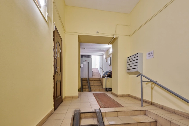 Купить квартиру в Москве. Вариант № 8112228, 10, площадь -  квм, цена 27450000 рублей