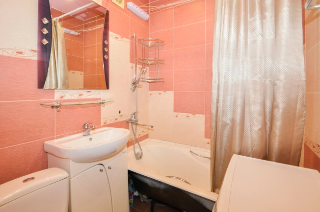 Купить двухкомнатную квартиру на улице Блюхера в Новосибирске. Вариант № 8154529, 12, площадь -  квм, цена 5300000 рублей