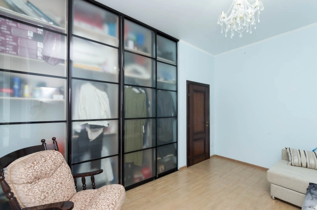 Купить дом на улице Георгия Маляревского в Тобольске. Вариант № 2821648, 17, площадь -  квм, цена 19500000 рублей