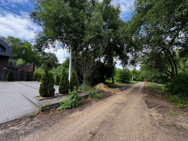 Купить земельный участок в Воронеже. Вариант № 30669, 0, площадь -  квм, цена 9500000 рублей