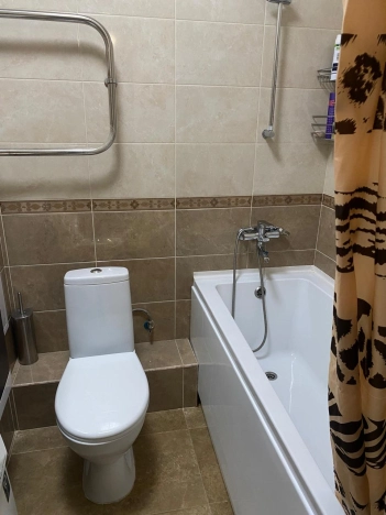 Купить трехкомнатную квартиру на улице Русская в Нижегородской области. Вариант № 10501200, 2, площадь -  квм, цена 9950000 рублей