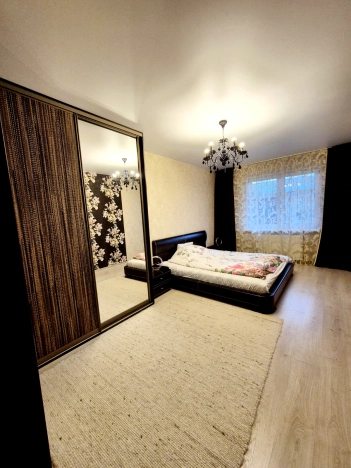 Купить трехкомнатную квартиру на улице Бориса Пастернака в Калининграде. Вариант № 32482, 1, площадь -  квм, цена 15350000 рублей