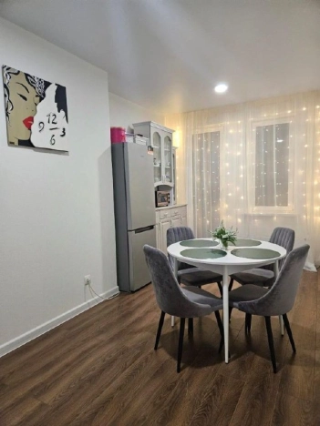 Купить трехкомнатную квартиру у метро Терехово в Москве. Вариант № 10716902, 1, площадь - квм, цена 23000000 рублей