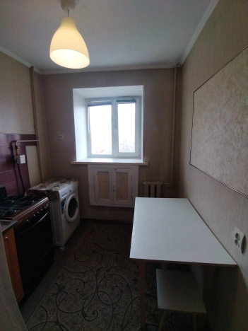 Купить однокомнатную квартиру в Омске. Вариант № 34182, 1, площадь -  квм, цена 2690000 рублей