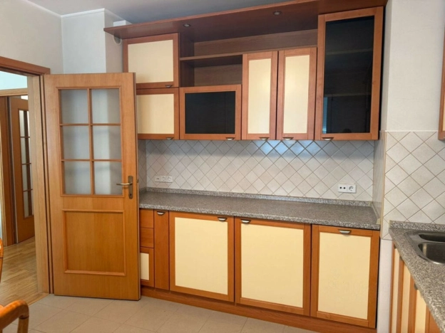 Купить квартиру в Москве. Вариант № 10348193, 3, площадь -  квм, цена 22000000 рублей