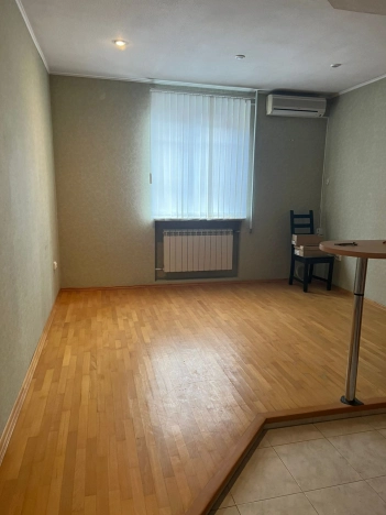 Купить дом в районе Пролетарский в Ростове-на-Дону. Вариант № 50429, 6, площадь -  квм, цена 15500000 рублей