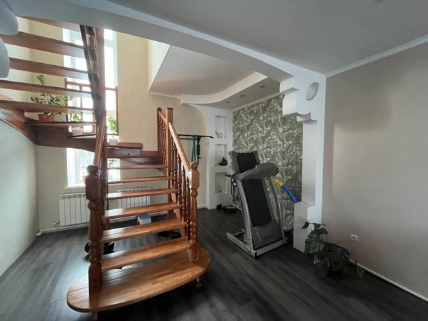 Купить дом на улице Сосновая в Тюменской области. Вариант № 12514, 2, площадь -  квм, цена 8000000 рублей