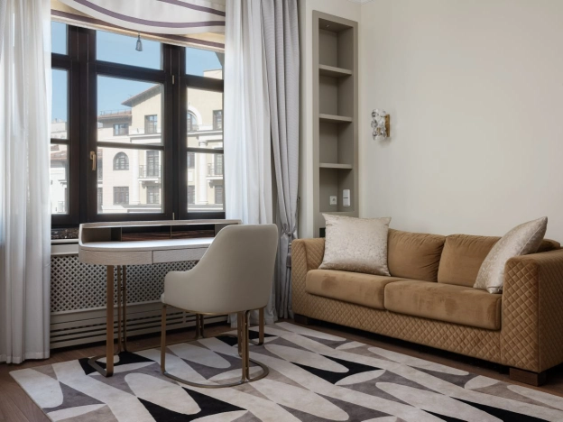 Купить квартиру в Москве. Вариант № 10443759, 15, площадь -  квм, цена 275000000 рублей