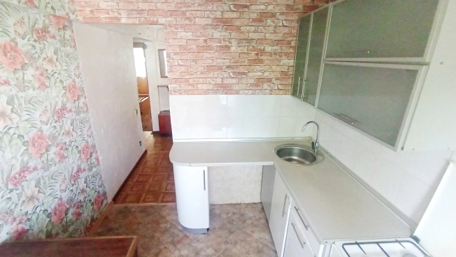 Купить двухкомнатную квартиру на улице Лукашевича в Омске. Вариант № 49843, 2, площадь -  квм, цена 4700000 рублей