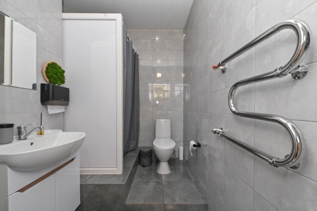 Купить коммерческую недвижимость свободного назначения в Ростове-на-Дону. Вариант № 1207127, 35, площадь -  квм, цена 28000000 рублей