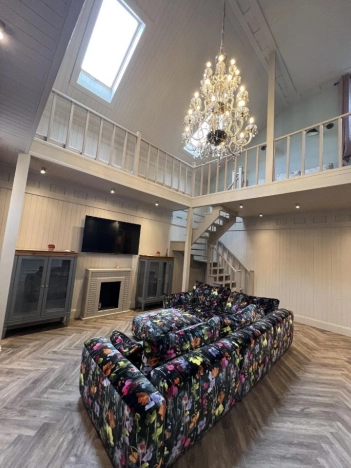 Купить четырехкомнатную квартиру на вторичке в Московской области. Вариант № 7959193, 22, площадь - квм, цена 17950000 рублей