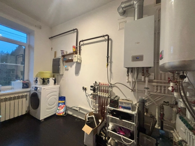 Купить дом в Москве. Вариант № 9223396, 35, площадь -  квм, цена 20000000 рублей