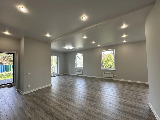 Купить дом в Санкт-Петербурге. Вариант № 2591871, 6, площадь -  квм, цена 9500000 рублей