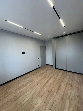 Купить однокомнатную квартиру в районе Октябрьский в Ростове-на-Дону. Вариант № 3431637, 1, площадь -  квм, цена 7990000 рублей