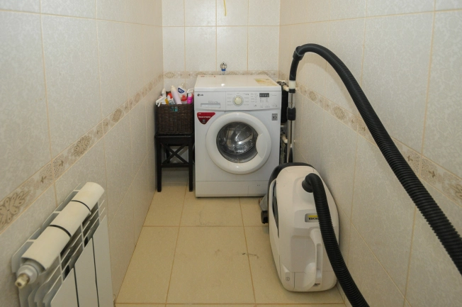 . Вариант № 7636423, 25, площадь - 81.5 квм, цена 12500000 рублей