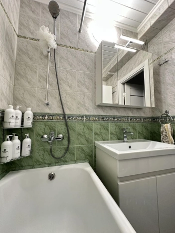 Купить квартиру в Москве. Вариант № 8983101, 18, площадь - квм, цена 20500000 рублей