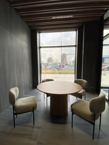 Купить квартиру в Москве. Вариант № 8031338, 17, площадь -  квм, цена 36000000 рублей