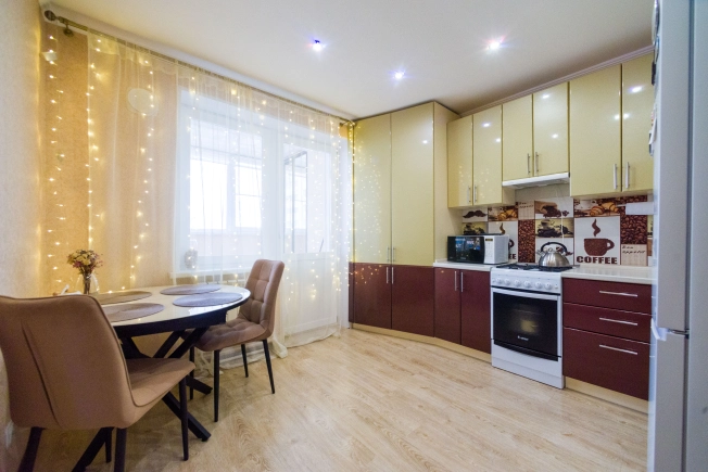 Купить однокомнатную квартиру в районе Железнодорожный в Рязани. Вариант № 2359998, 6, площадь -  квм, цена 5800000 рублей