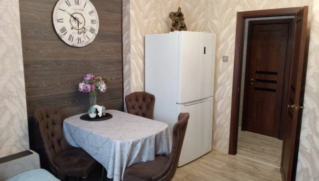 Купить двухкомнатную квартиру в Тюменской области. Вариант № 4102, 0, площадь -  квм, цена 6400000 рублей