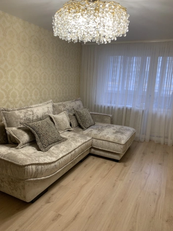 Купить двухкомнатную квартиру на вторичке на улице Невзоровых в Нижнем Новгороде. Вариант № 25702, 8, площадь -  квм, цена 12000000 рублей