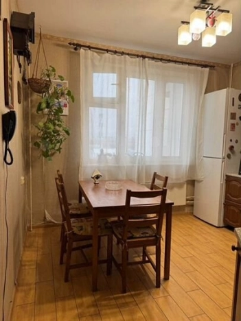 Купить квартиру в Москве. Вариант № 8051511, 3, площадь - квм, цена 15250000 рублей