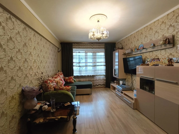 Купить четырехкомнатную квартиру на улице Шилова в Чите. Вариант № 33274, 4, площадь -  квм, цена 9599000 рублей