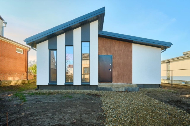 Купить дом в Республике Адыгея. Вариант № 8310, 5, площадь -  квм, цена 8950000 рублей