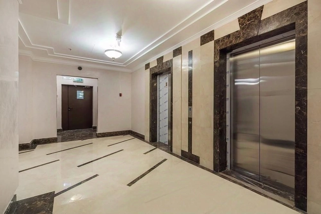 Купить двухкомнатную квартиру в районе Тверской в Москве. Вариант № 50503, 9, площадь -  квм, цена 60000000 рублей