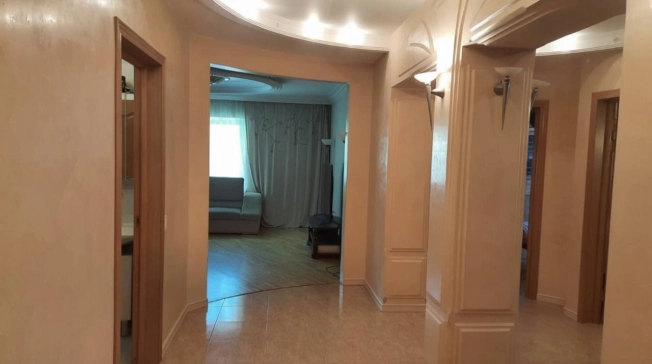 Купить квартиру в Светлогорске. Вариант № 7609600, 3, площадь -  квм, цена 19800000 рублей