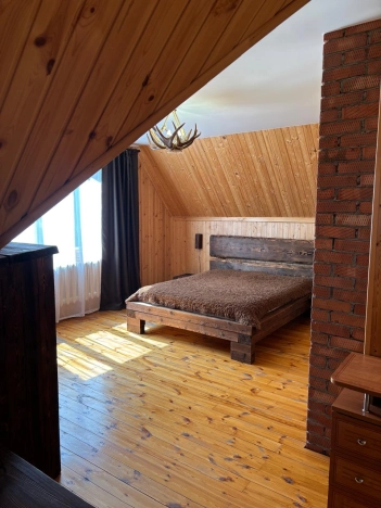 Купить дом на улице Садовая в Алтайском крае. Вариант № 38751, 7, площадь -  квм, цена 10500000 рублей