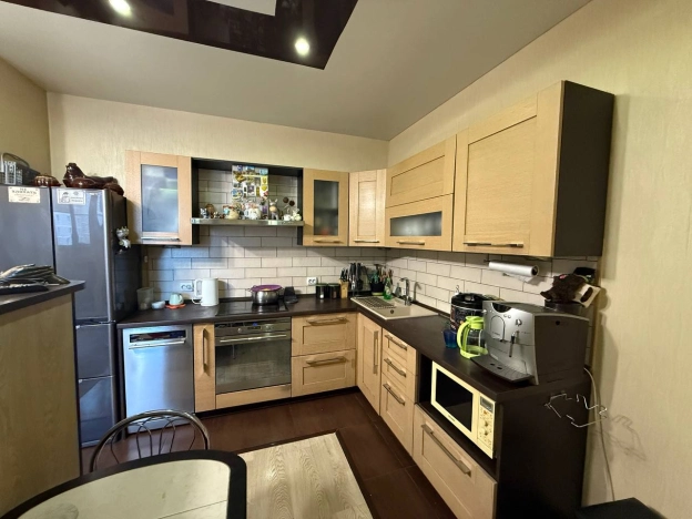 Купить квартиру на улице Красноармейская в Чите. Вариант № 784466, 18, площадь -  квм, цена 11000000 рублей