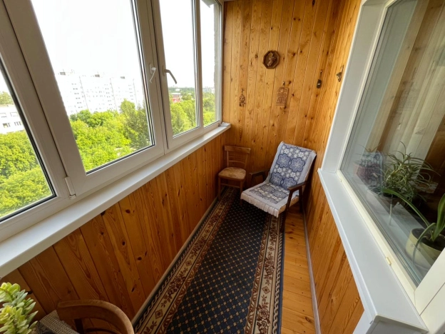 Купить однокомнатную квартиру в районе Калининский в Новосибирске. Вариант № 2896839, 15, площадь -  квм, цена 3650000 рублей