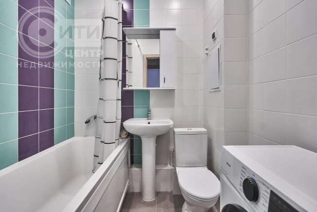 Купить квартиру на улице бульвар Художников в Воронежской области. Вариант № 34524, 12, площадь -  квм, цена 5100000 рублей