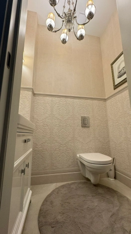 Купить трехкомнатную квартиру на улице Красный проспект в Новосибирске. Вариант № 2073470, 17, площадь -  квм, цена 18500000 рублей