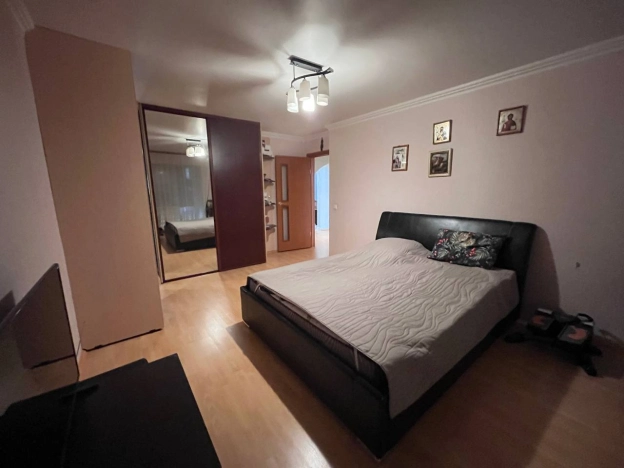 Купить квартиру в Тобольске. Вариант № 2710704, 2, площадь -  квм, цена 8400000 рублей