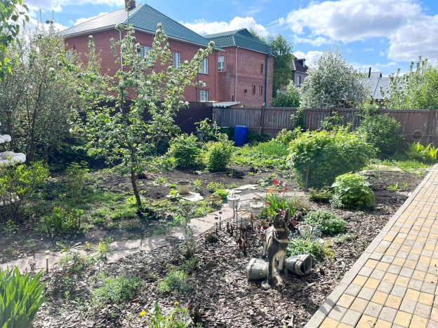 Купить дом в Омске. Вариант № 43317, 9, площадь -  квм, цена 27500000 рублей